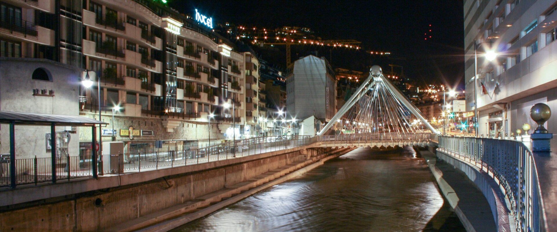 Andorra (60283600)