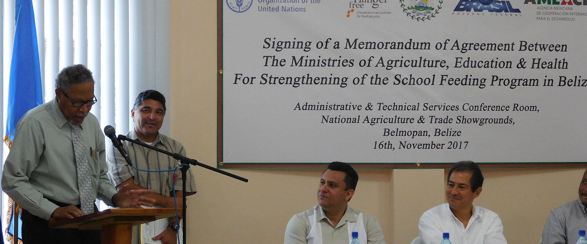 FAO Belize November 2017 Signing of a Memorandum Of Agreement Between Ministries of Agriculture, Education & H