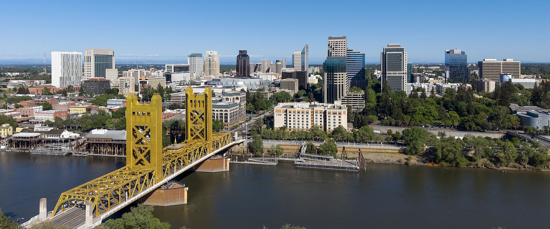 Sacramento, CA skyline