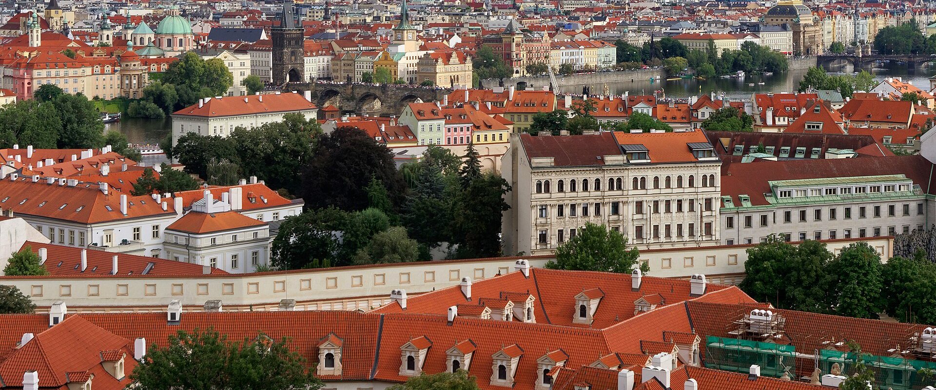20190816 View of Prague from Old Castle Stairs 1646 5385