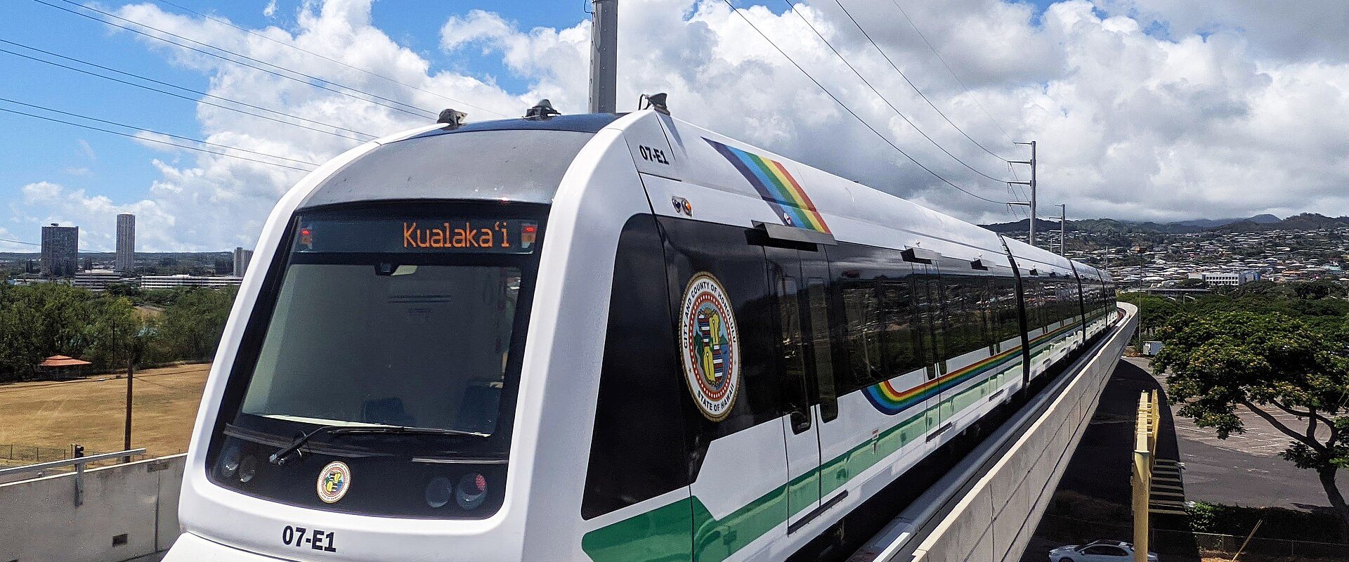 Honolulu Skyline train